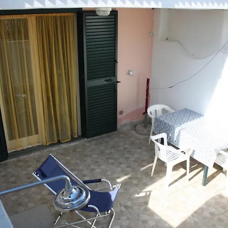 Chiaiolella Happy Days Tatil Evi